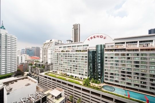 ขายคอนโดนานา : For Sale  Hyde Sukhumvit 13 3bedroom beautiful decoration (S03-0813)