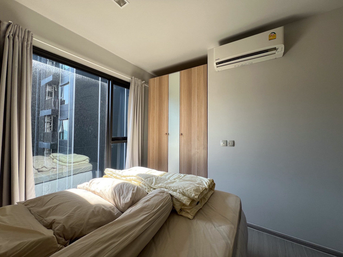 For SaleCondoRama9, Petchburi, RCA : Urgent sale!  Life Asoke Rama 9--- very high floor