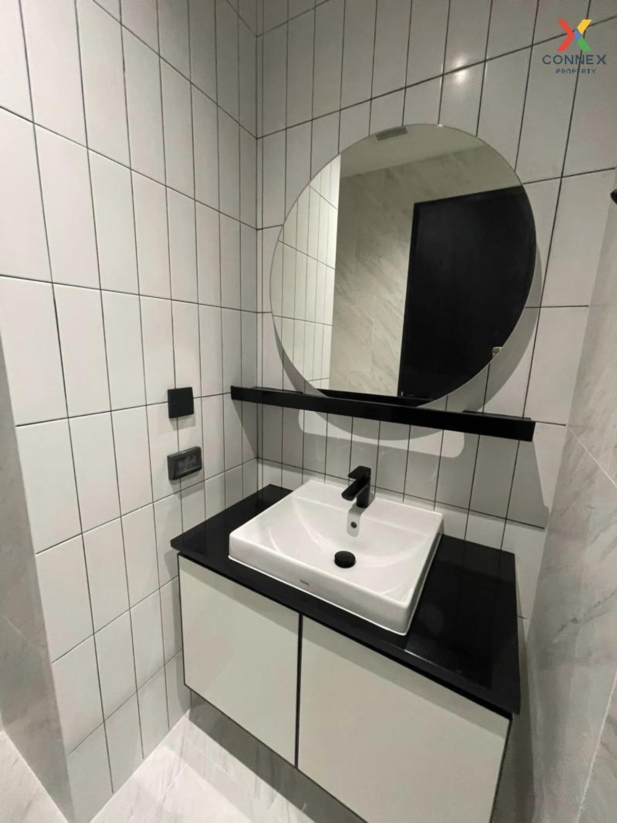 For SaleCondoWongwianyai, Charoennakor : FOR SALE condo , Chapter Charoennakhorn-Riverside , BTS-Krung Thon Buri , Bang Lamphu Lang , Khlong San , Bangkok , CX-74491