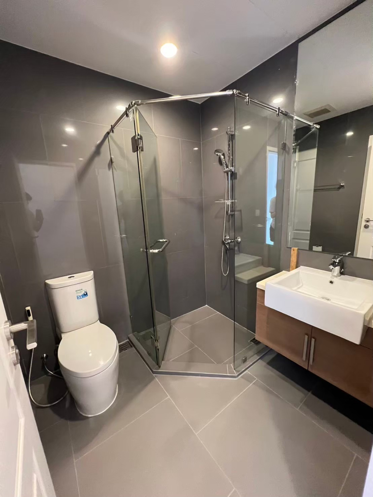 ขายคอนโดสาทร นราธิวาส : ขายคอนโด โนเบิล รีโว สีลม วิวสวย ห้องมุม BTS-สุรศักดิ์ สีลม เขต บางรัก กรุงเทพฯ CX-109278