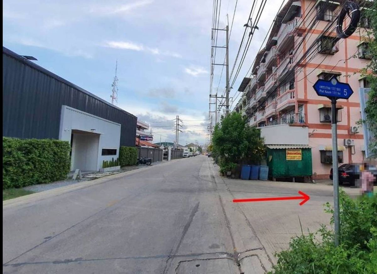 ขายที่ดินบางแค เพชรเกษม : ขายที่ดินสีม่วง เพชรเกษม 122 📌พื้นที่ 337 ตรว. (แบ่งขายได้) เหมาะโรงงาน โกดัง อพาร์ทเม้น ที่พักอาศัย โฮมออฟฟิต อ้อมน้อย กระทุ่มแบน สมุทรสาคร