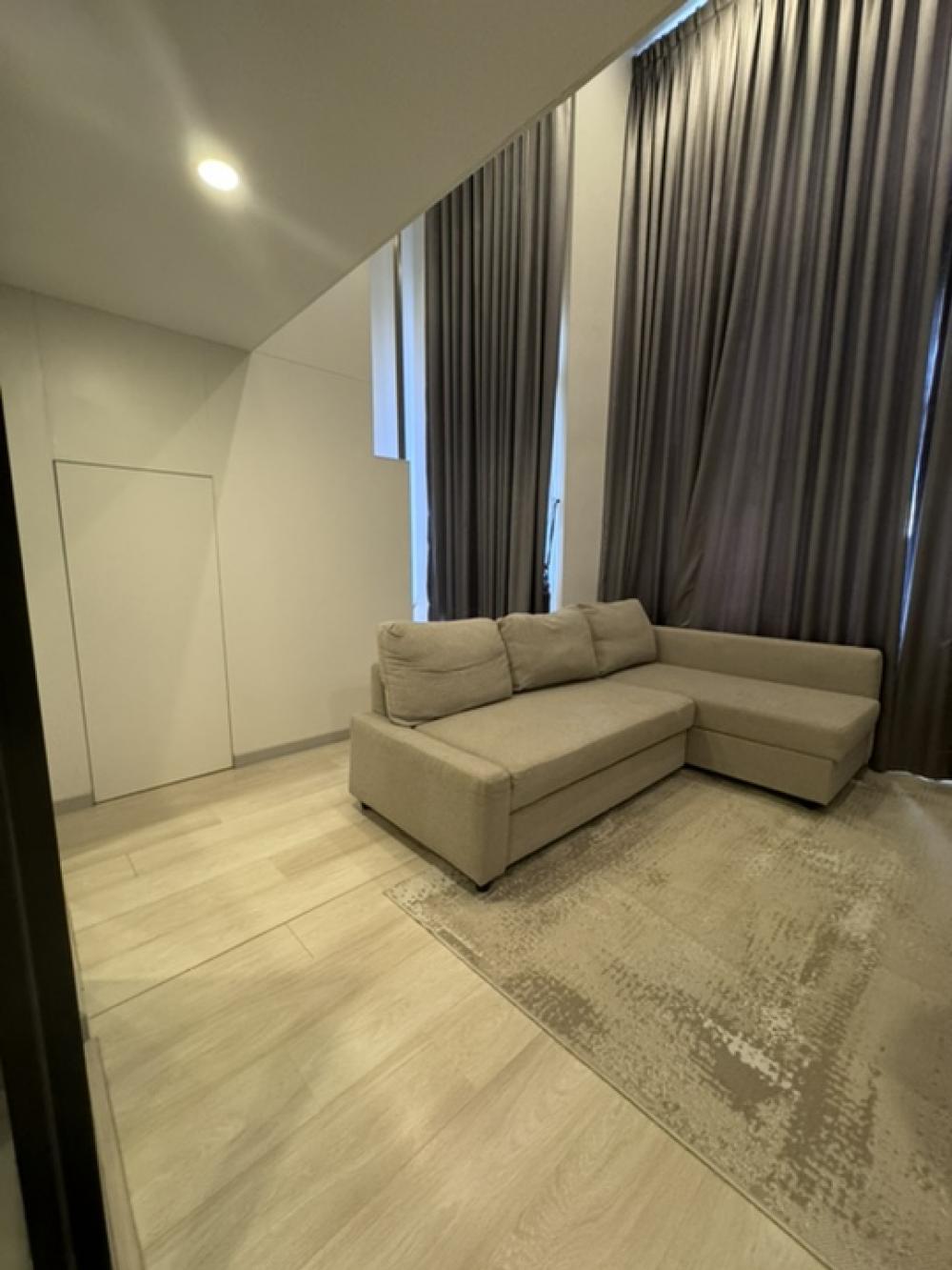 For RentCondoSathorn, Narathiwat : 🔥For Rent Now🔥 Knightsbridge Prime Sathorn, High Ceiling Unit, Fully Furnished, Ready to Move In, Near BTS Chong Nonsi