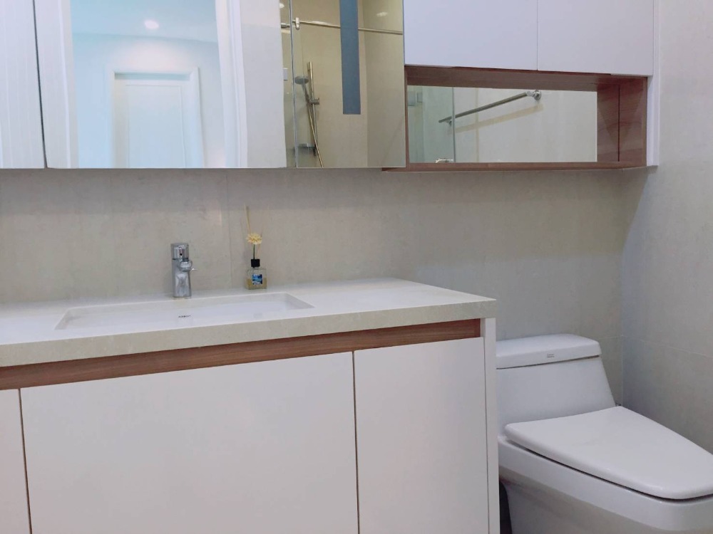 ให้เช่าคอนโดวิทยุ ชิดลม หลังสวน : ให้เช่า  คิว หลังสวน เฟอร์ครบ เดินทางสะดวก,BTS ชิดลม พร้อมเข้าเดือนกันยายน