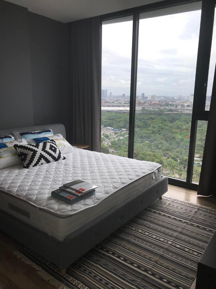For SaleCondoSapankwai,Jatujak : 🌳Relax with green view of Jatujak park in the corner unit with nice modern decoration, fully furnished, few steps to BTS, close to Central Ladprao, jatujak Sunday market, convenient in traveling in many routes