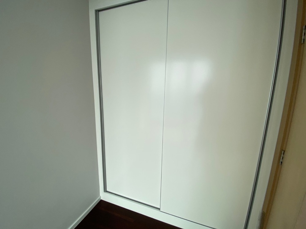 For RentCondoNana, North Nana,Sukhumvit13, Soi Nana : For rent Condo hyde sukhumvit 11 Penhouse 36floor 146 Sq.m (S03-1172)