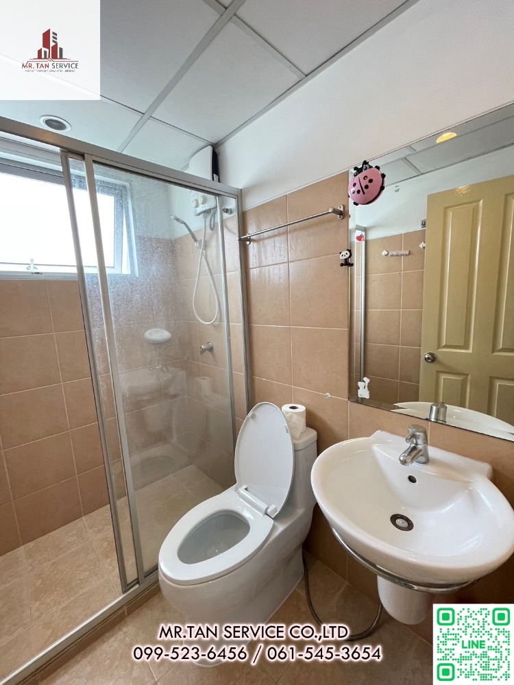 For RentCondoPattanakan, Srinakarin : Condo for rent, Supalai Park Srinakarin, fully furnished, ready to move in, next to the BTS.