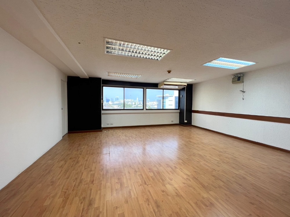 ขายอาคารพาณิชย์อารีย์ อนุสาวรีย์ : ขายอาคารพาณิชย์ ขนาด 7 ชั้น ซอยพหลโยธิน 14 จอดรถได้ถึง 25 คัน ใกล้ BTS อารีย์