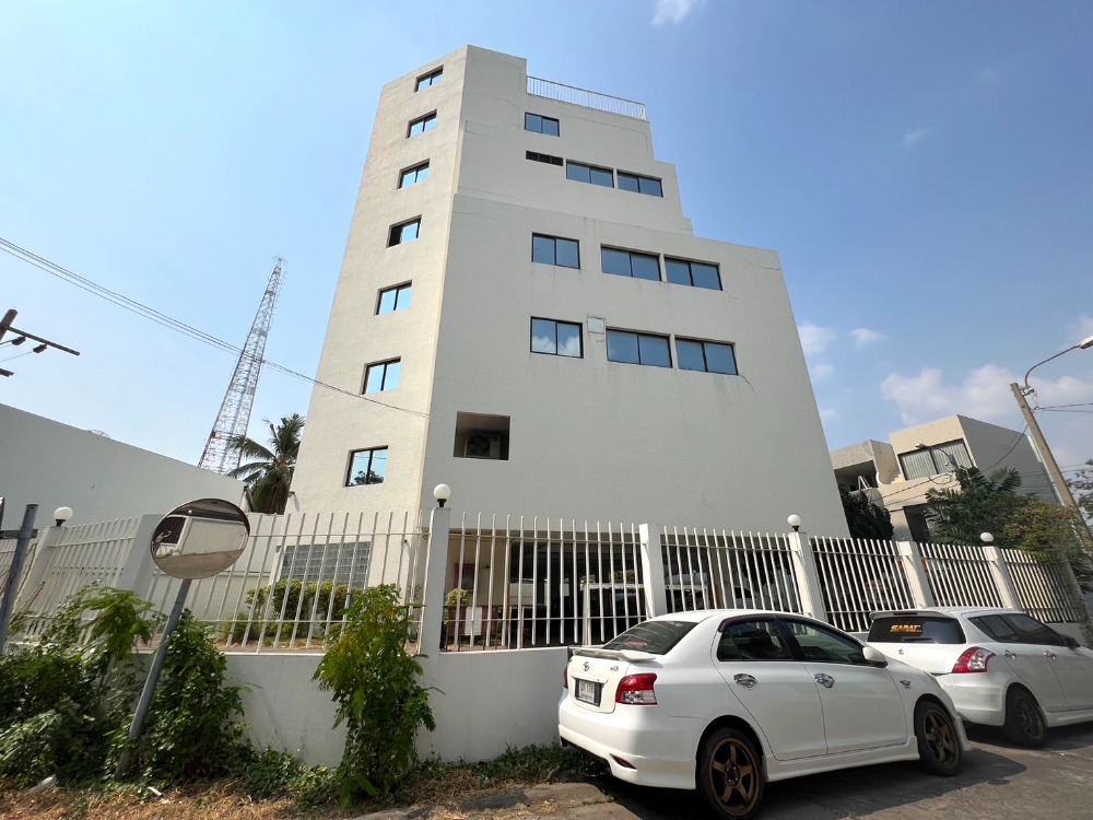 ขายอาคารพาณิชย์อารีย์ อนุสาวรีย์ : ขายอาคารพาณิชย์ ขนาด 7 ชั้น ซอยพหลโยธิน 14 จอดรถได้ถึง 25 คัน ใกล้ BTS อารีย์