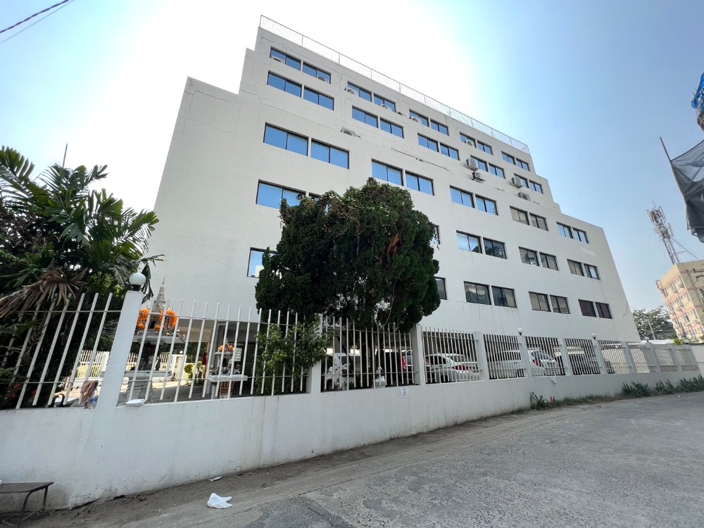 ขายอาคารพาณิชย์อารีย์ อนุสาวรีย์ : ขายอาคารพาณิชย์ ขนาด 7 ชั้น ซอยพหลโยธิน 14 จอดรถได้ถึง 25 คัน ใกล้ BTS อารีย์