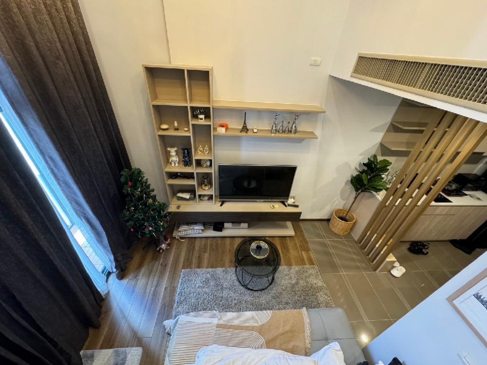 For SaleCondoSapankwai,Jatujak : Urgent sale! Onyx Phaholyothin condo, good location, near BTS Saphan Khwai, newly renovated, dont miss it. If interested, contact 0876358339 K. Nang.