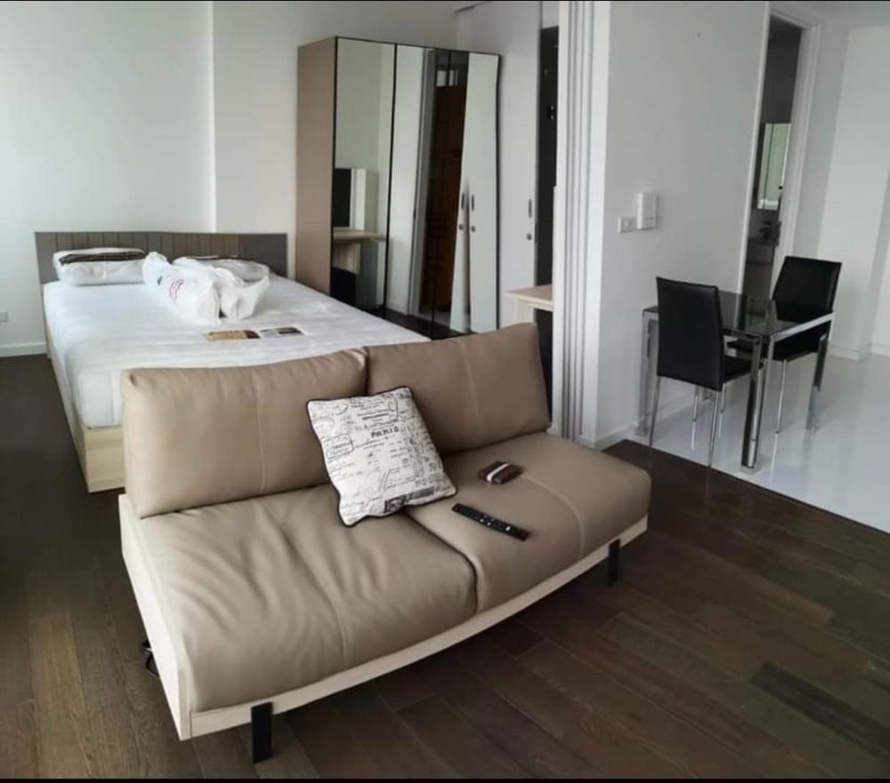 For RentCondoSathorn, Narathiwat : !! Beautiful room for rent, Condo Nara 9 (Nara Nine), near BTS Chong Nonsi.