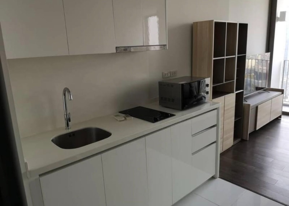 For RentCondoSathorn, Narathiwat : !! Beautiful room for rent, Condo Nara 9 (Nara Nine), near BTS Chong Nonsi.