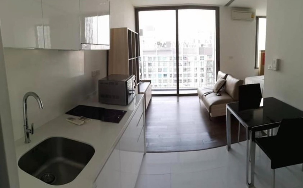 For RentCondoSathorn, Narathiwat : !! Beautiful room for rent, Condo Nara 9 (Nara Nine), near BTS Chong Nonsi.