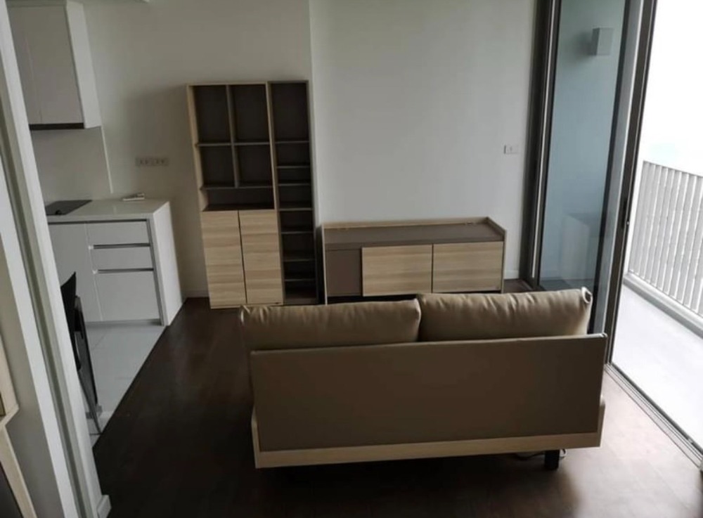 For RentCondoSathorn, Narathiwat : !! Beautiful room for rent, Condo Nara 9 (Nara Nine), near BTS Chong Nonsi.