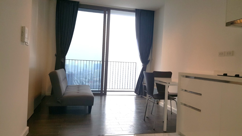 For RentCondoSathorn, Narathiwat : !! Beautiful room for rent, Condo Nara 9 (Nara Nine), near BTS Chong Nonsi.