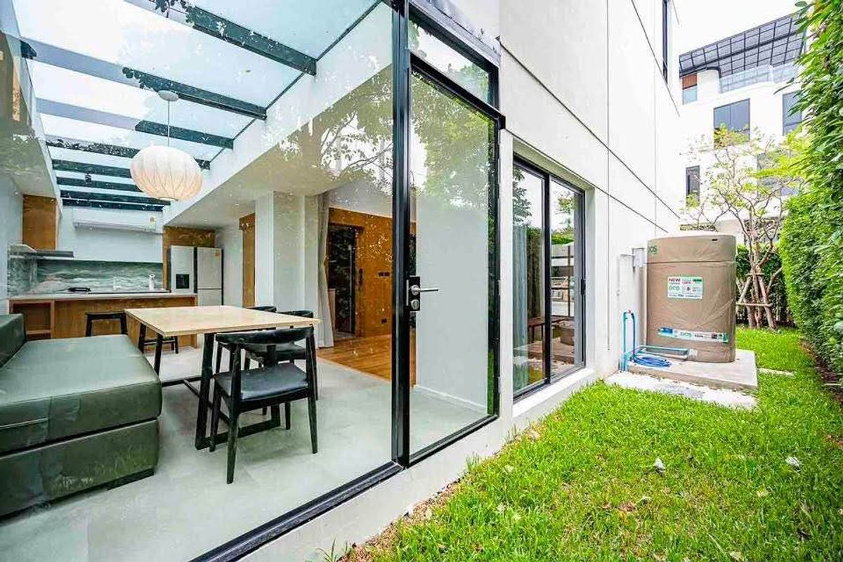 ขายทาวน์โฮมพระราม 3 สาธุประดิษฐ์ : 🔥 ขายด่วน เดมี สาธุ 49 ราคาพิเศษ DEMI 6 และ DEMI 8 สนใจติดต่อ 📲 093-616-4456 (ฝ่ายขาย) 🌟