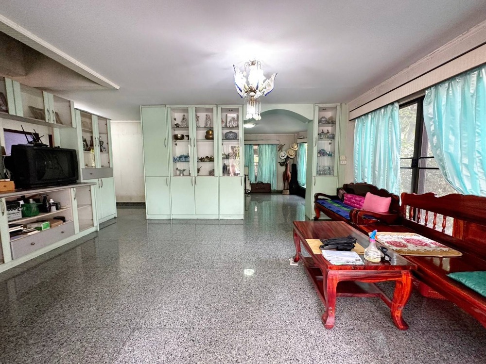 ขายบ้านปทุมธานี รังสิต ธรรมศาสตร์ : ขายบ้านเดี่ยว 2 ชั้น โครงการ สัมมากร เพลส รังสิต-คลอง2 (Sammakorn Place Rangsit Klong2) เพียง 100 เมตรจากถนนใหญ่ รหัส H8045