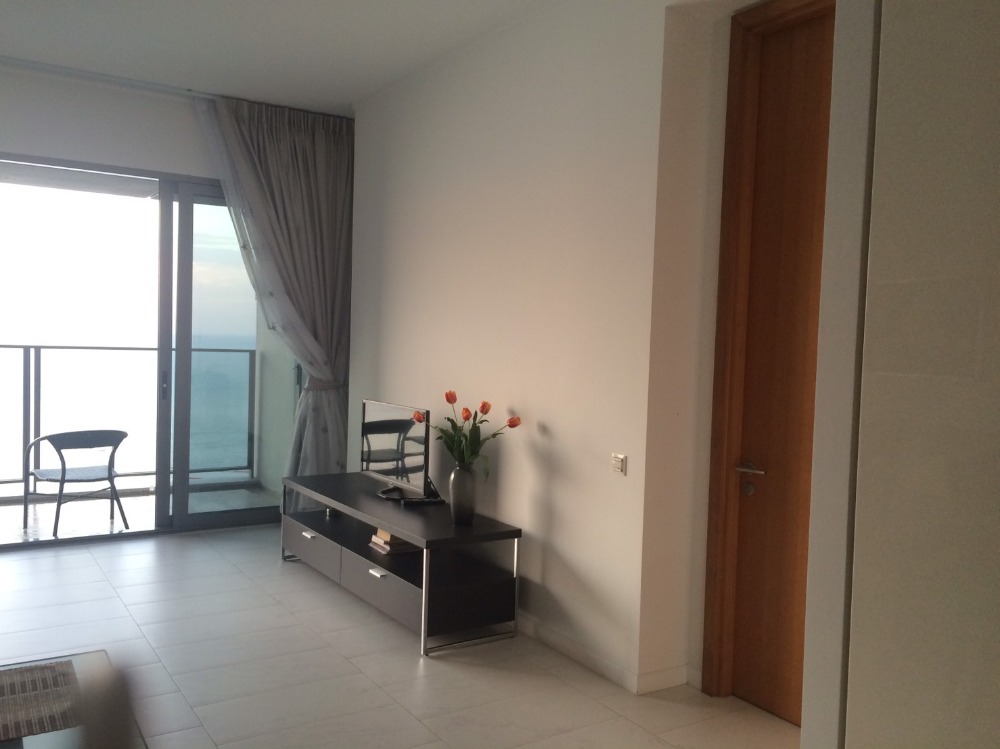 For SaleCondoPattaya, Bangsaen, Chonburi : For sale Northpoint Pattaya 1 Bed and large balcony 82Sq.m ready to move-in (S03-1053)S