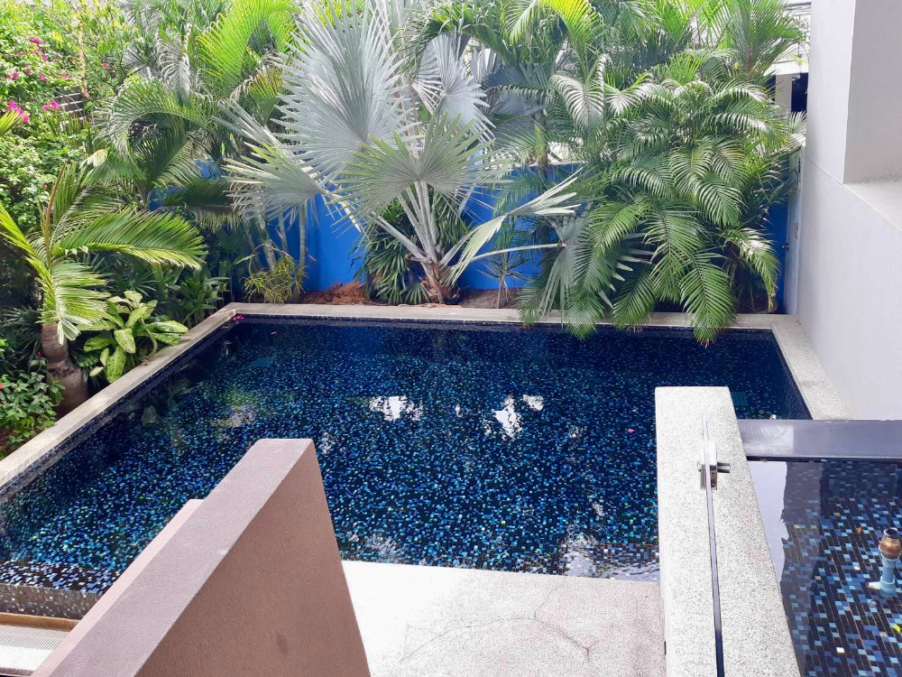 ขายคอนโดสาทร นราธิวาส : Baan Lux Sathorn: 3bed 4bath 394sqm. 34,000,000 Am: 0656199198