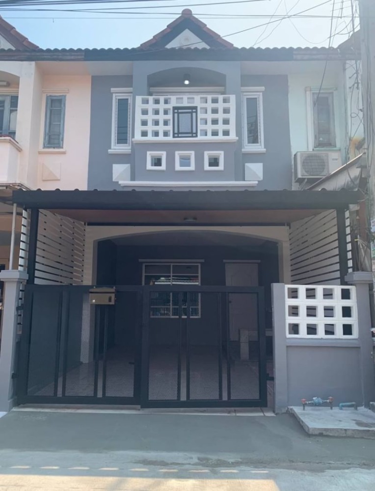 For SaleTownhomeNawamin, Ramindra : For sale cheap, 2nd floor, 16 sq m, KC Village, Ramintra 1, Soi Hathairat 39, house has 2 bedrooms, 2 bathrooms.