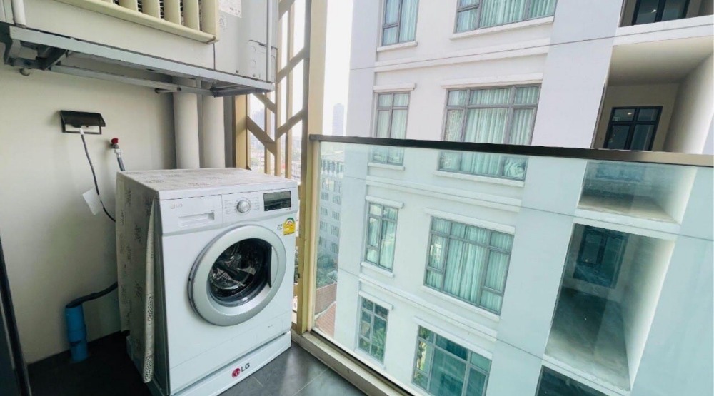 For SaleCondoOnnut, Udomsuk : S-MFS101  Mayfair Place Sukhumvit 50, 9th floor, Building B, east side, 71.3 sq m., 2 bedrooms, 2 bathrooms, 9million. 064-959-8900