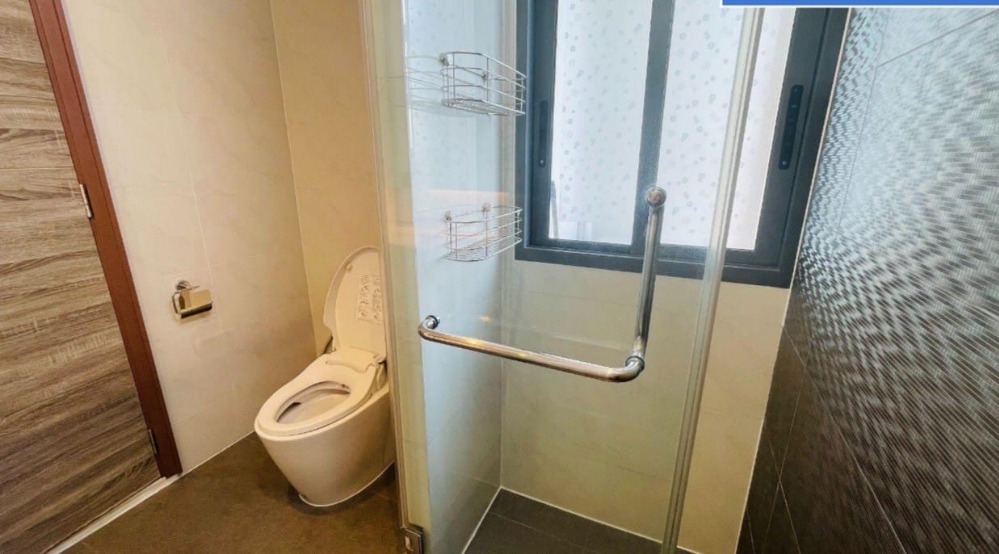 For SaleCondoOnnut, Udomsuk : S-MFS101  Mayfair Place Sukhumvit 50, 9th floor, Building B, east side, 71.3 sq m., 2 bedrooms, 2 bathrooms, 9million. 064-959-8900