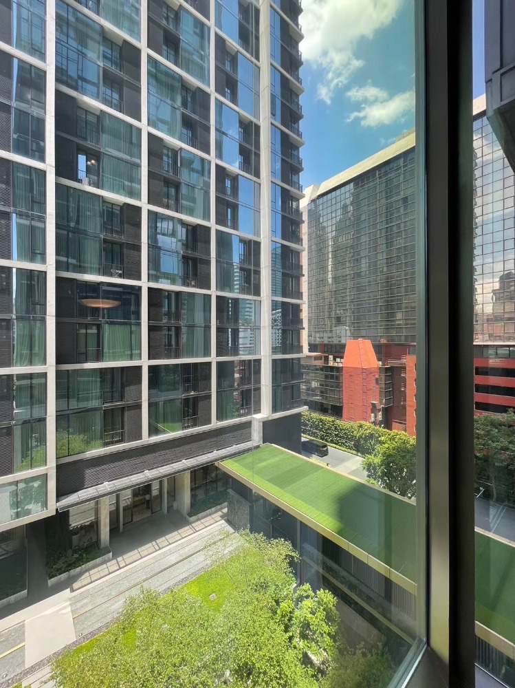 For RentCondoWitthayu, Chidlom, Langsuan, Ploenchit : Rare room for rent, 1 bedroom, Dupack, 50 sq m, fully furnished.