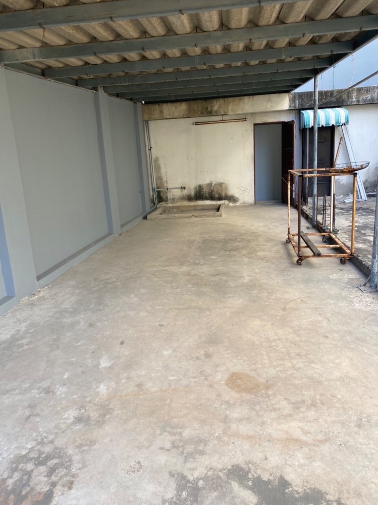 ขายอาคารพาณิชย์ราชเทวี พญาไท : อาคารพานิชย์ทำเลดีมาก  6  ชั้นพร้อมลิฟขนของ อยู่หลัวตึกใบหยก  รร.อินทราประตูน้ำ