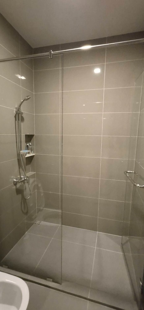 For SaleCondoSapankwai,Jatujak : 📢👇Sell with tenant til August 2026
 Petfriendly corner unit , Investor’s Choice! High rental demand , just few steps away from BTS and MRT