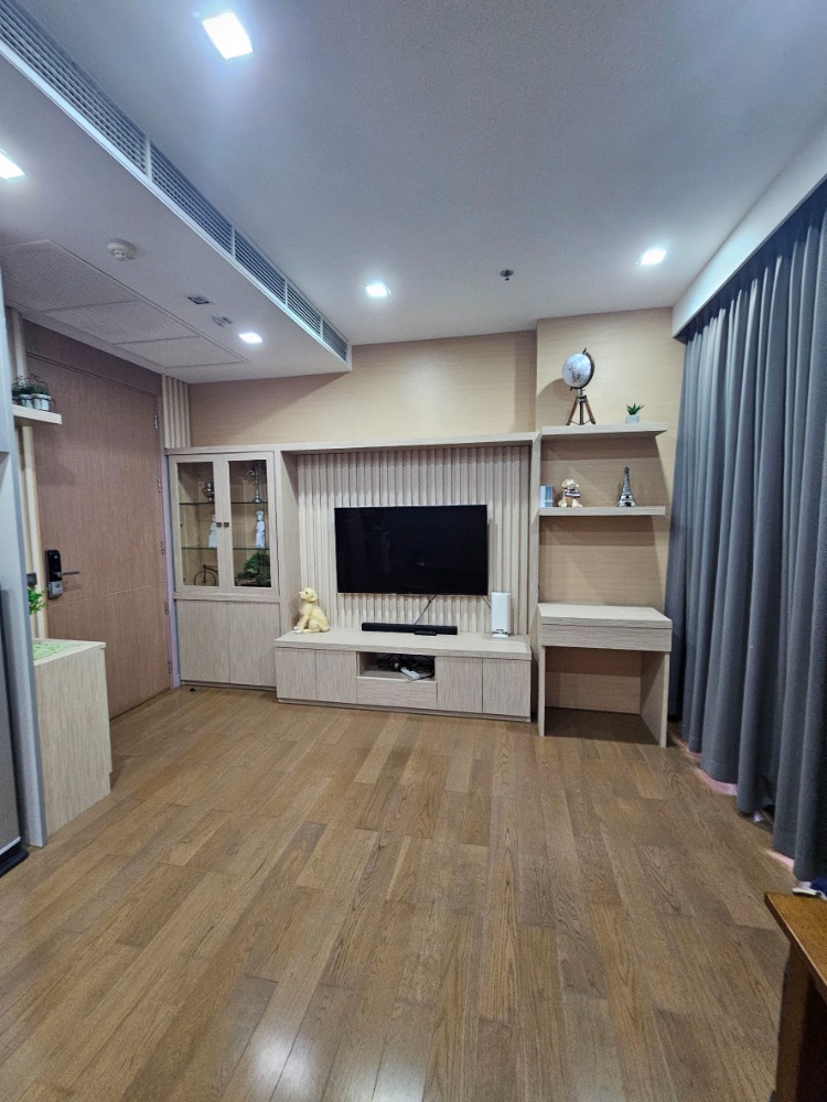 ขายคอนโดราชเทวี พญาไท : ✨ โอกาสที่ดีห้องสวย เฟอร์นิเจอร์ครบชุด ทำเลดีเดินทางสะดวกสบายใกล้ BTS (100 เมตร) ที่ M Phayathai