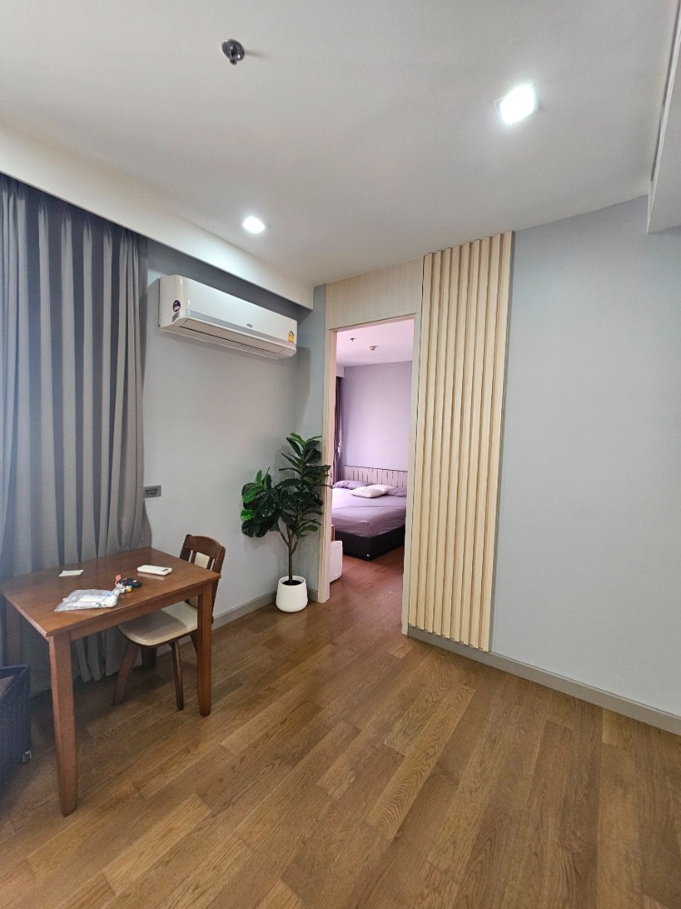 ขายคอนโดราชเทวี พญาไท : ✨ โอกาสที่ดีห้องสวย เฟอร์นิเจอร์ครบชุด ทำเลดีเดินทางสะดวกสบายใกล้ BTS (100 เมตร) ที่ M Phayathai