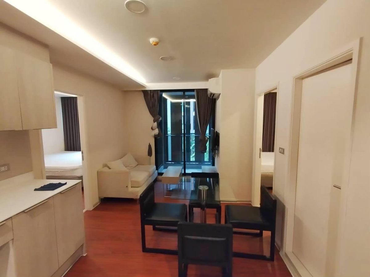 For RentCondoSukhumvit, Asoke, Thonglor : !! Beautiful room for rent, Condo Vtara Sukhumvit 36 ​​(Vtara Sukhumvit 36), near BTS Thonglor.