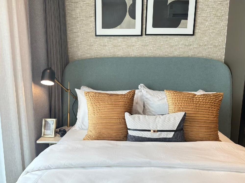 ขายคอนโดสุขุมวิท อโศก ทองหล่อ : 🔥🔥𝙎𝙃𝙊𝘾𝙆 𝘿𝙀𝘼𝙇🔥🔥 RHYTHM EKKAMAI ESTATE  คอนโดสุดหรูใจกลางเอกมัย  ห้องใหญ่พร้อมอยู่  พร้อมเอกสิทธิ์ที่เหนือระดับ✨ 𝟏 นอน 𝟏 น้ำ  35 ตรม. เริ่ม𝟓.𝟗𝟓  ล้าน* 📞 𝟎𝟔𝟏-𝟒𝟓𝟎𝟎𝟗𝟒𝟒