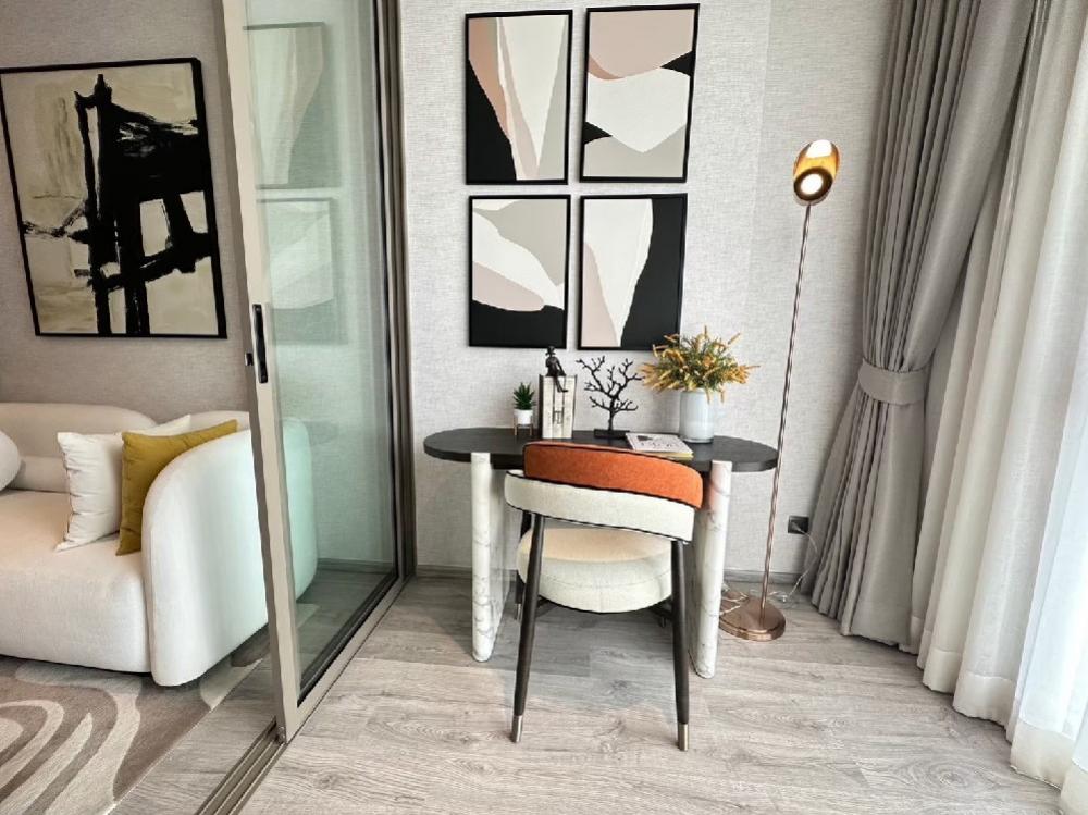 ขายคอนโดสุขุมวิท อโศก ทองหล่อ : 🔥🔥𝙎𝙃𝙊𝘾𝙆 𝘿𝙀𝘼𝙇🔥🔥 RHYTHM EKKAMAI ESTATE  คอนโดสุดหรูใจกลางเอกมัย  ห้องใหญ่พร้อมอยู่  พร้อมเอกสิทธิ์ที่เหนือระดับ✨ 𝟏 นอน 𝟏 น้ำ  35 ตรม. เริ่ม𝟓.𝟗𝟓  ล้าน* 📞 𝟎𝟔𝟏-𝟒𝟓𝟎𝟎𝟗𝟒𝟒