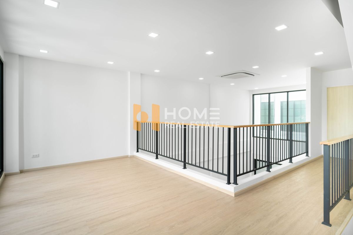 For SaleTownhomePinklao, Charansanitwong : The Blisz Sathorn - Charan 35 / 3 Bedrooms (SALE), The Blisz Sathorn - Charan 35 / 3 Bedrooms (SALE) MHOW165