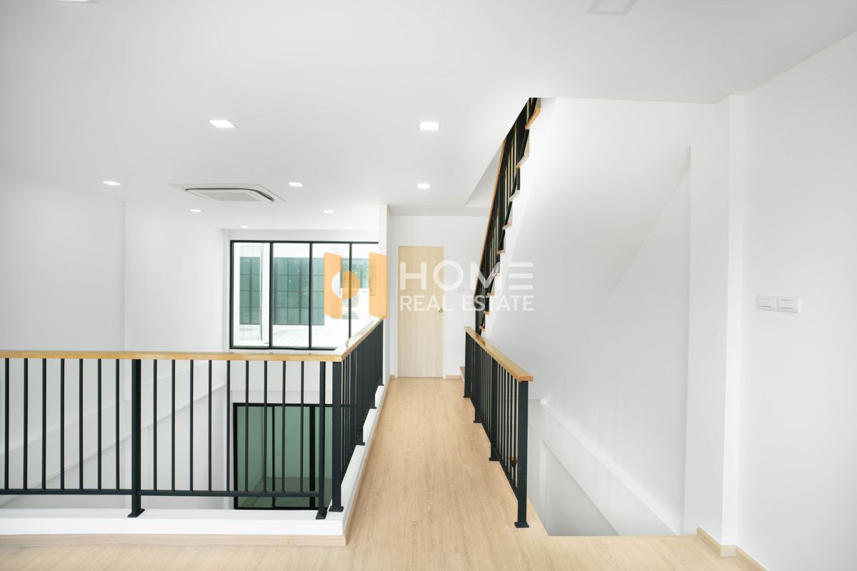 For SaleTownhomePinklao, Charansanitwong : The Blisz Sathorn - Charan 35 / 3 Bedrooms (SALE), The Blisz Sathorn - Charan 35 / 3 Bedrooms (SALE) MHOW165