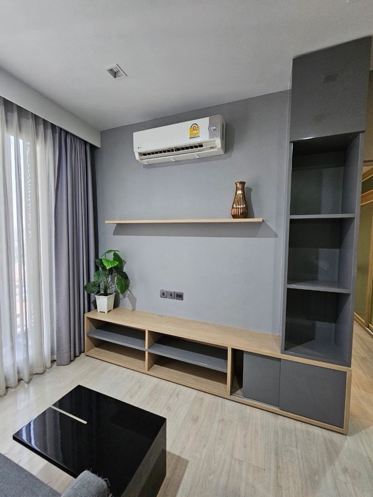 ให้เช่าคอนโดสุขุมวิท อโศก ทองหล่อ : ให้เช่า : M Thonglor 10 (เอ็ม ทองหล่อ 10) สนใจต่อรองราคาแอดไลน์ @condo168 (มี @ ข้างหน้าด้วยนะคะ)