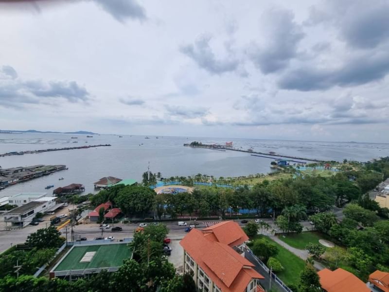 For RentCondoSriracha Laem Chabang Ban Bueng : Condo for rent Sriracha Ladda Condo View 2 bedrooms