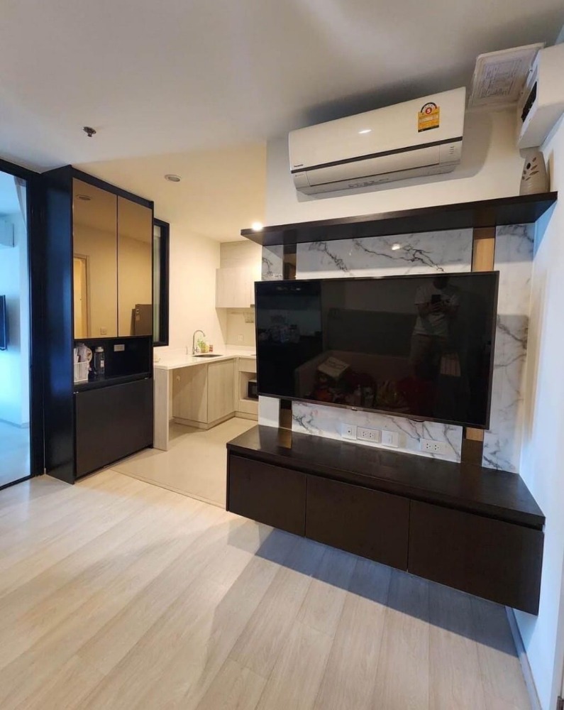 ให้เช่าคอนโดพระราม 9 เพชรบุรีตัดใหม่ RCA : LFA103  ไลฟ์ อโศก ชั้น20 วิวเมือง 35ตร.ม. 1นอน 1น้ำ 21,000บ. 091-2516615