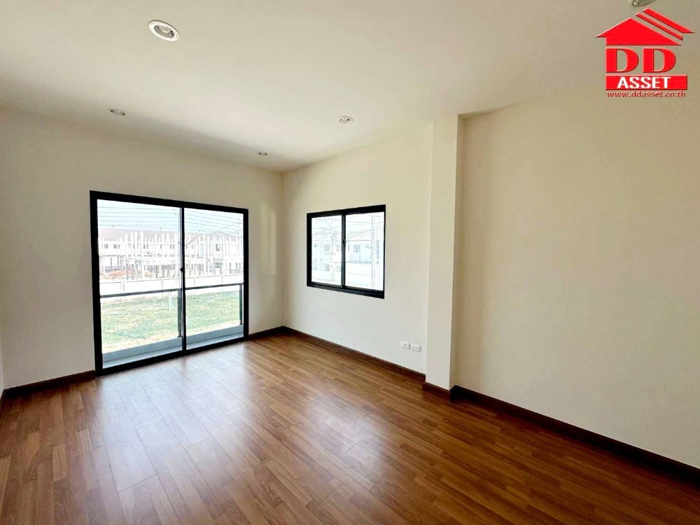 ขายบ้านปทุมธานี รังสิต ธรรมศาสตร์ : ขาย บ้าน 2 ชั้น ซีพีเอ็น นิน วงแหวน ลำลูกกาคลอง6  รหัส H8027