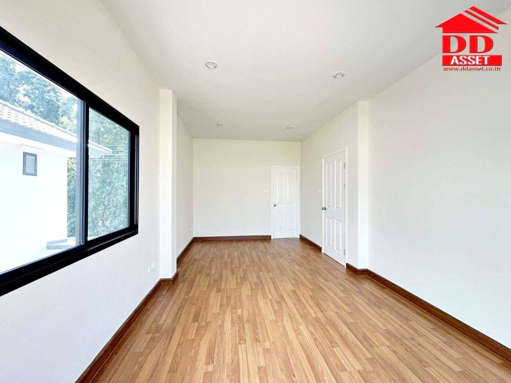 ขายบ้านปทุมธานี รังสิต ธรรมศาสตร์ : ขาย บ้าน 2 ชั้น ซีพีเอ็น นิน วงแหวน ลำลูกกาคลอง6  รหัส H8027