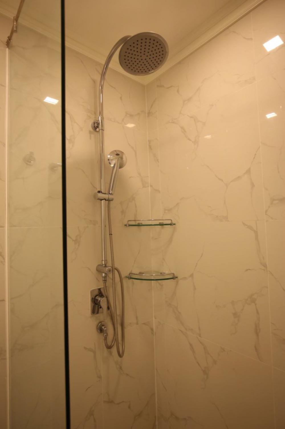 For RentCondoSathorn, Narathiwat : Condo for rent: Rhythm Charoenkrung Pavilion, high floor, built-in, ready to move in.