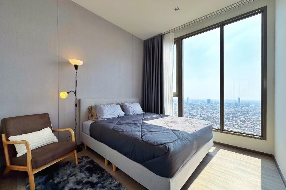 For RentCondoSathorn, Narathiwat : Condo for rent: Rhythm Charoenkrung Pavilion, high floor, built-in, ready to move in.