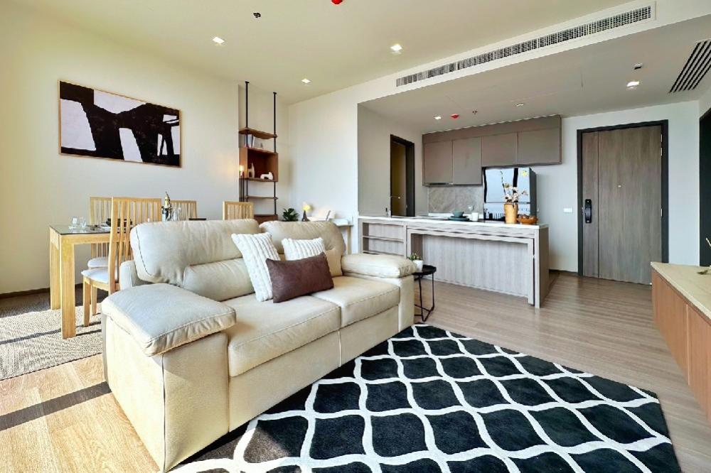 For RentCondoSathorn, Narathiwat : Condo for rent: Rhythm Charoenkrung Pavilion, high floor, built-in, ready to move in.