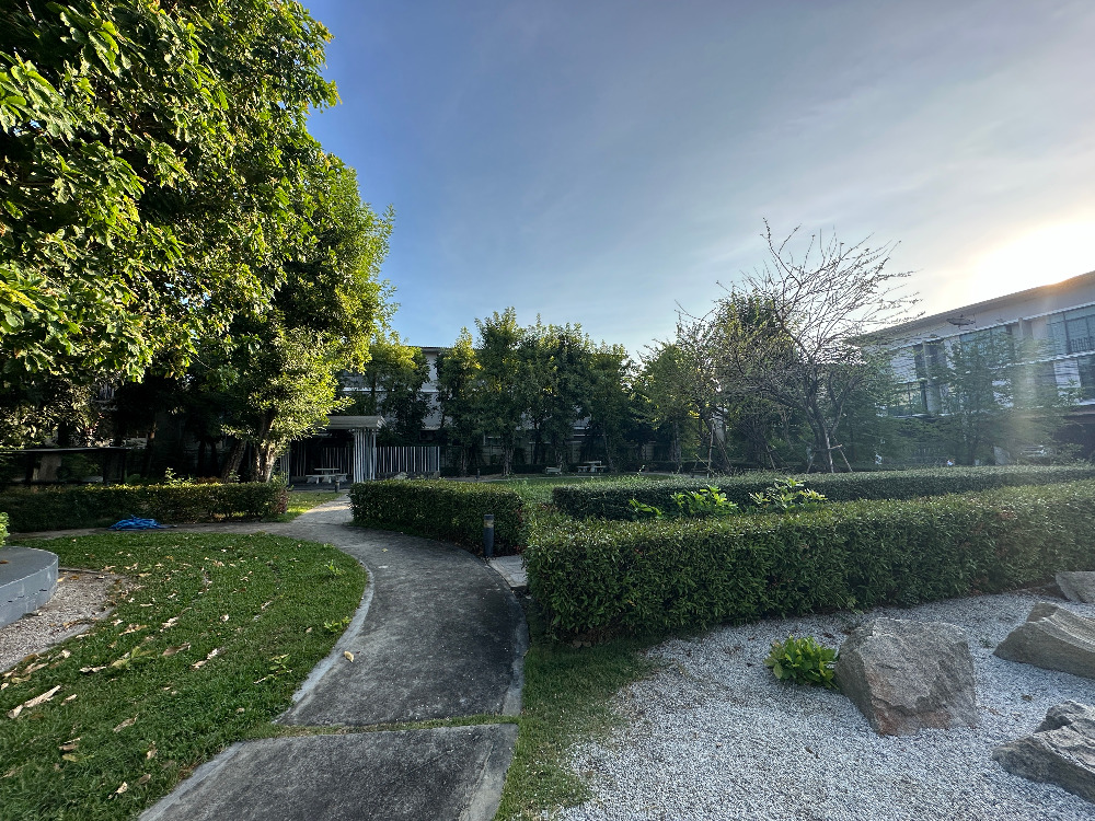 For SaleHome OfficeChaengwatana, Muangthong : Home Office for sale, Pruksa Ville 65/2 Srisamarn project, corner house, beautiful addition, full space, meets every use, very good location, next to Robinson Srisamarn Department Store, only 100 meters.