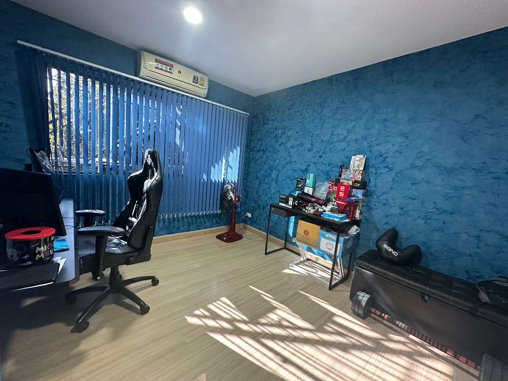 For SaleHome OfficeChaengwatana, Muangthong : Home Office for sale, Pruksa Ville 65/2 Srisamarn project, corner house, beautiful addition, full space, meets every use, very good location, next to Robinson Srisamarn Department Store, only 100 meters.