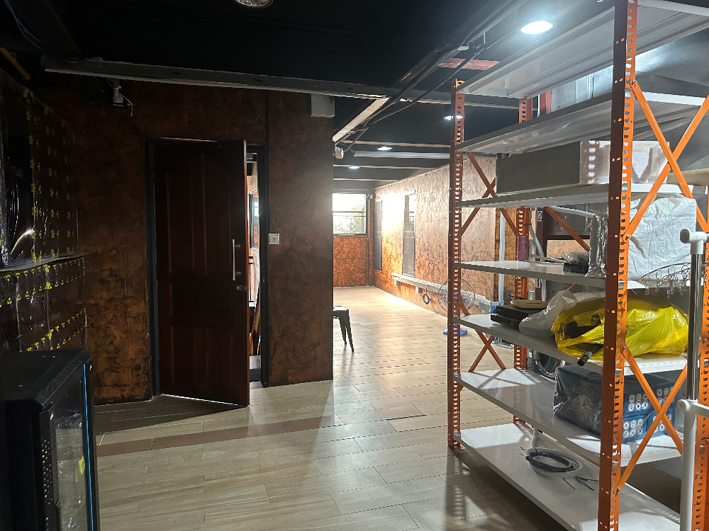 For SaleHome OfficeChaengwatana, Muangthong : Home Office for sale, Pruksa Ville 65/2 Srisamarn project, corner house, beautiful addition, full space, meets every use, very good location, next to Robinson Srisamarn Department Store, only 100 meters.