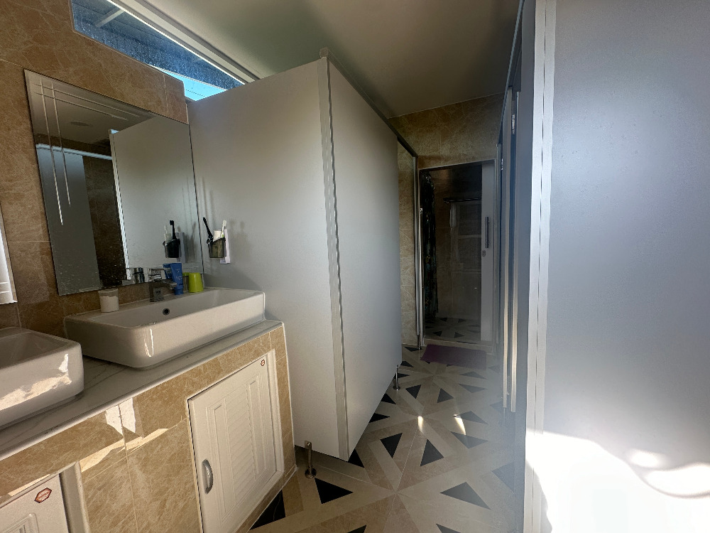 For SaleHome OfficeChaengwatana, Muangthong : Home Office for sale, Pruksa Ville 65/2 Srisamarn project, corner house, beautiful addition, full space, meets every use, very good location, next to Robinson Srisamarn Department Store, only 100 meters.