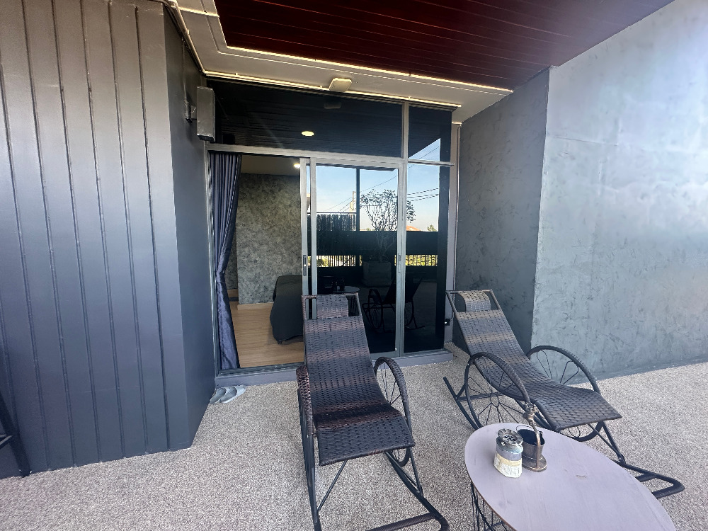 For SaleHome OfficeChaengwatana, Muangthong : Home Office for sale, Pruksa Ville 65/2 Srisamarn project, corner house, beautiful addition, full space, meets every use, very good location, next to Robinson Srisamarn Department Store, only 100 meters.