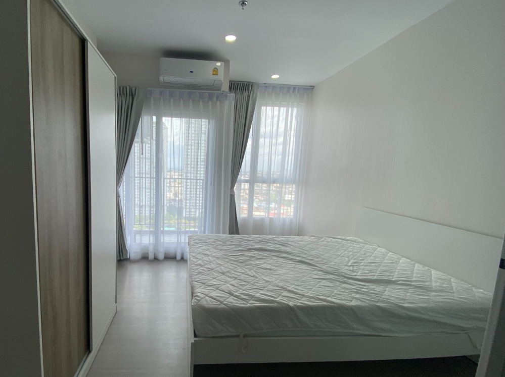 For RentCondoThaphra, Talat Phlu, Wutthakat : Supalai Loft Sathorn - Ratchapruek【𝐑𝐄𝐍𝐓】🔥 Minimalist room in white and gray tones, fully furnished, good view, good central area, has a Sky lounge, near BTS Wutthakat. 🔥 Contact Line ID: @hacondo